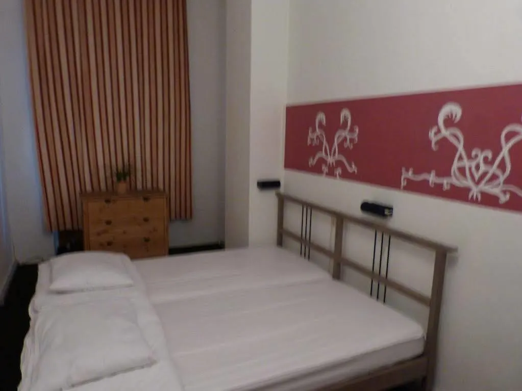 Corner Hostel Berlin Prenzlauer Berg